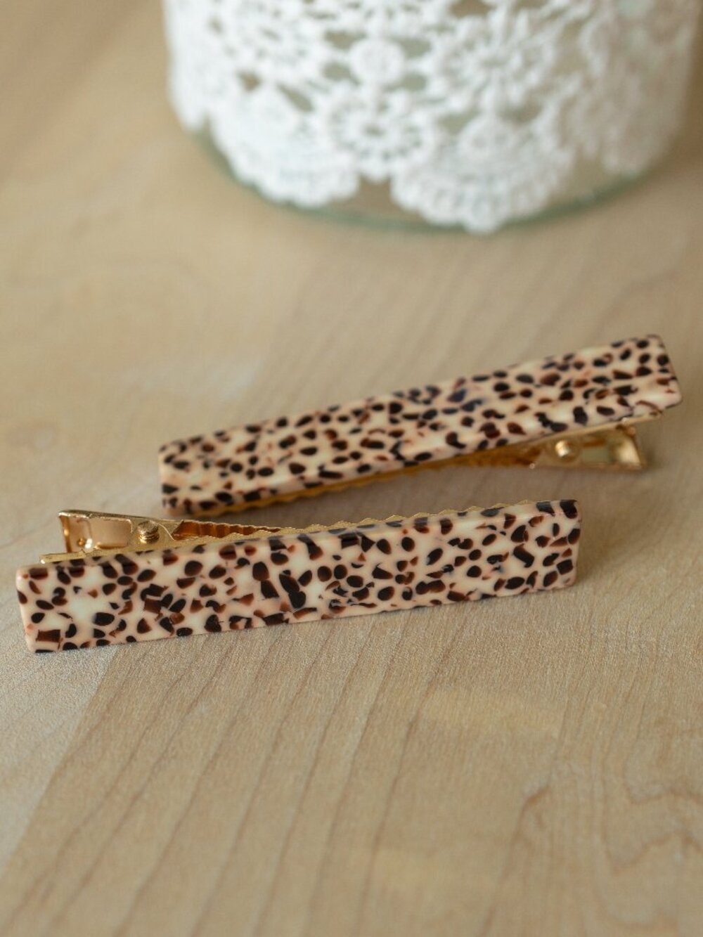 π 2/$20 Brown Dot Hair Clips - Set of 2 - Picture 11 of 11